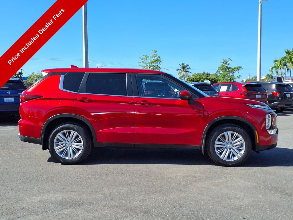 Used 2024 Mitsubishi Outlander SUV