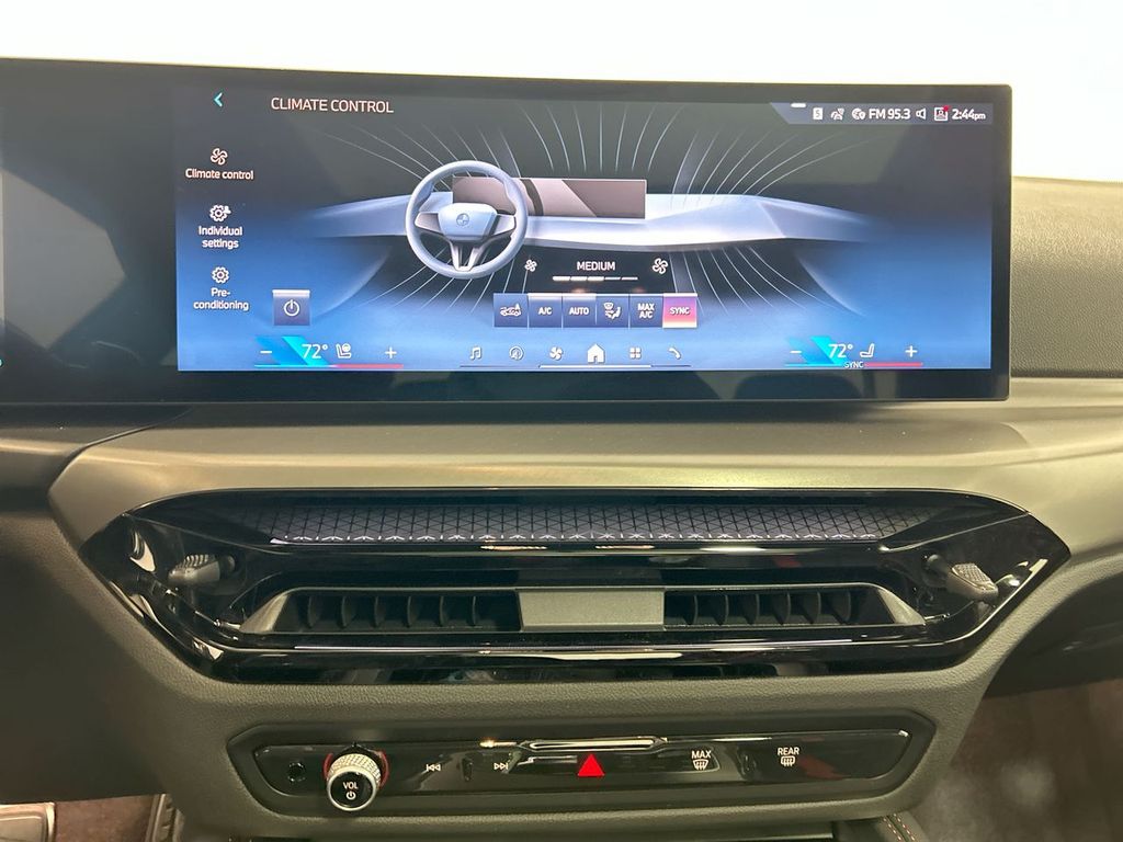 Thumbnail: 2025 BMW 2 Series - 19