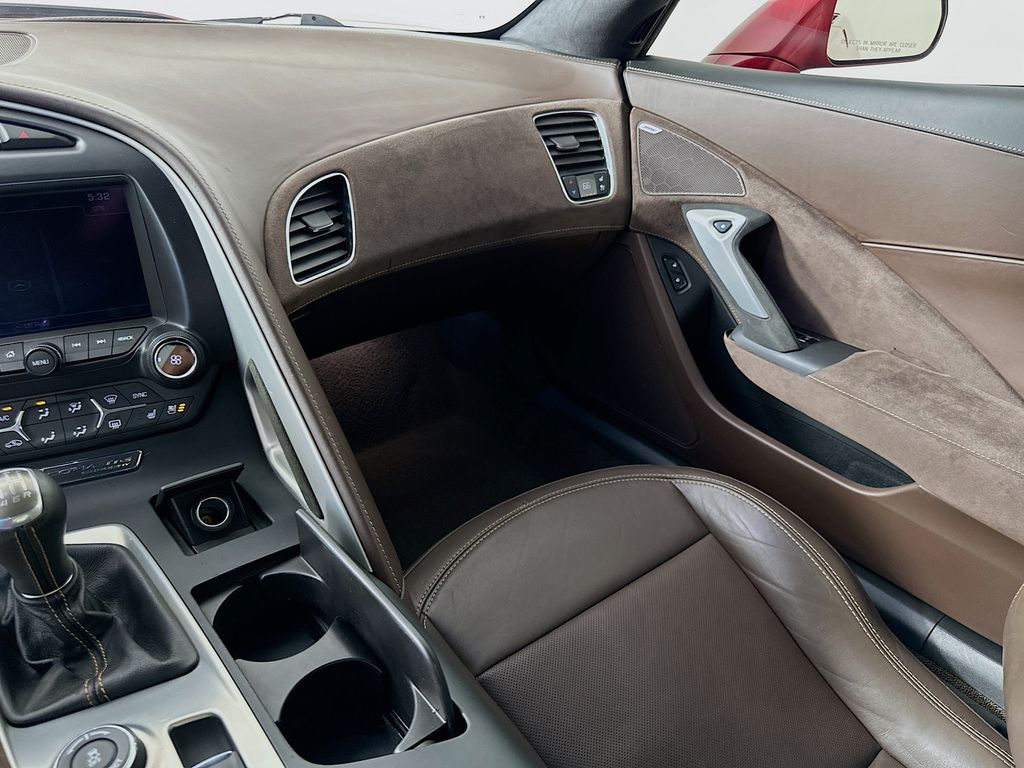 Thumbnail: 2015 Chevrolet Corvette - 23