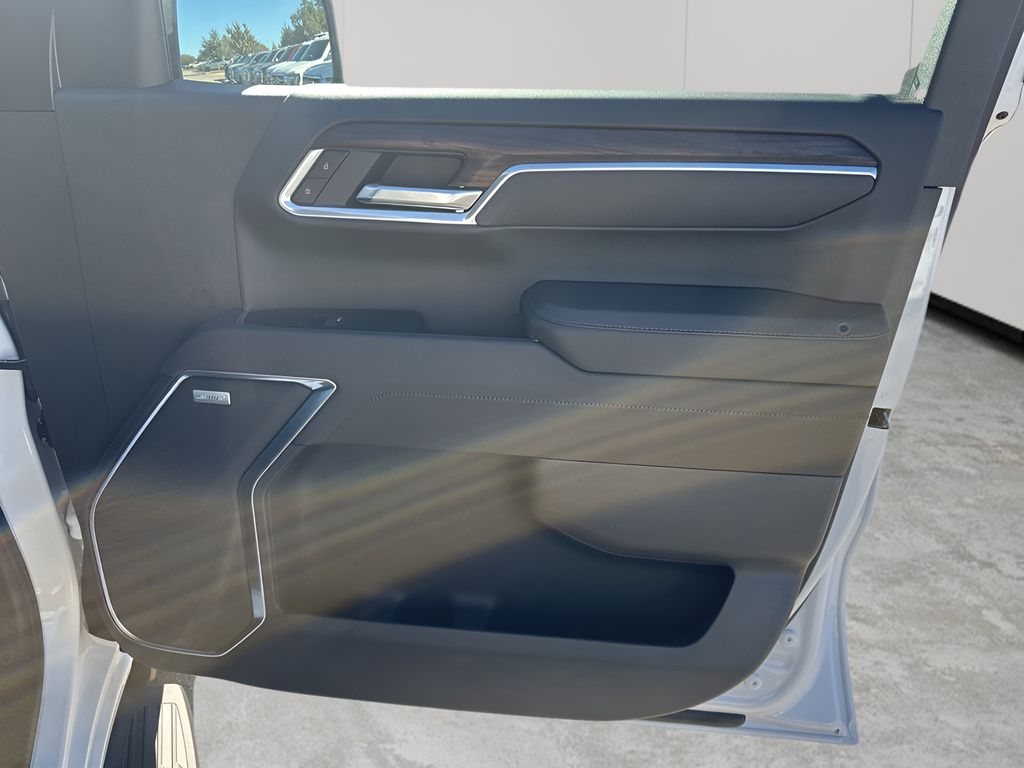 New 2026 White GMC SLT image 13