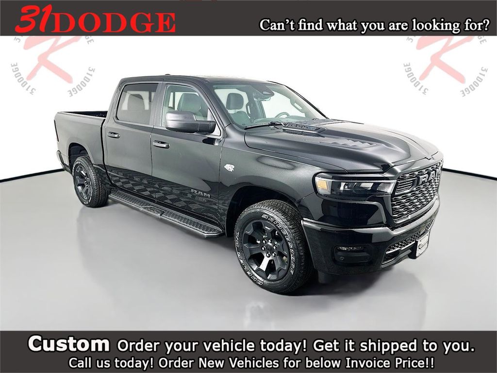 2026 RAM 1500 Express Crew Cab 4WD