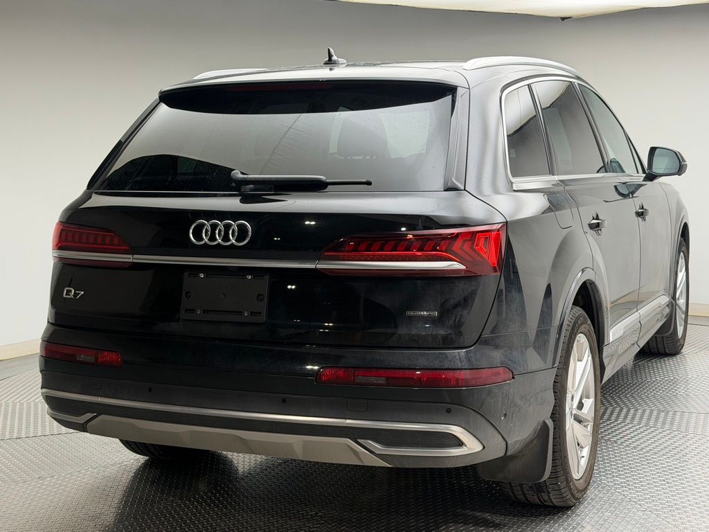Thumbnail: 2023 Audi Q7 - 2