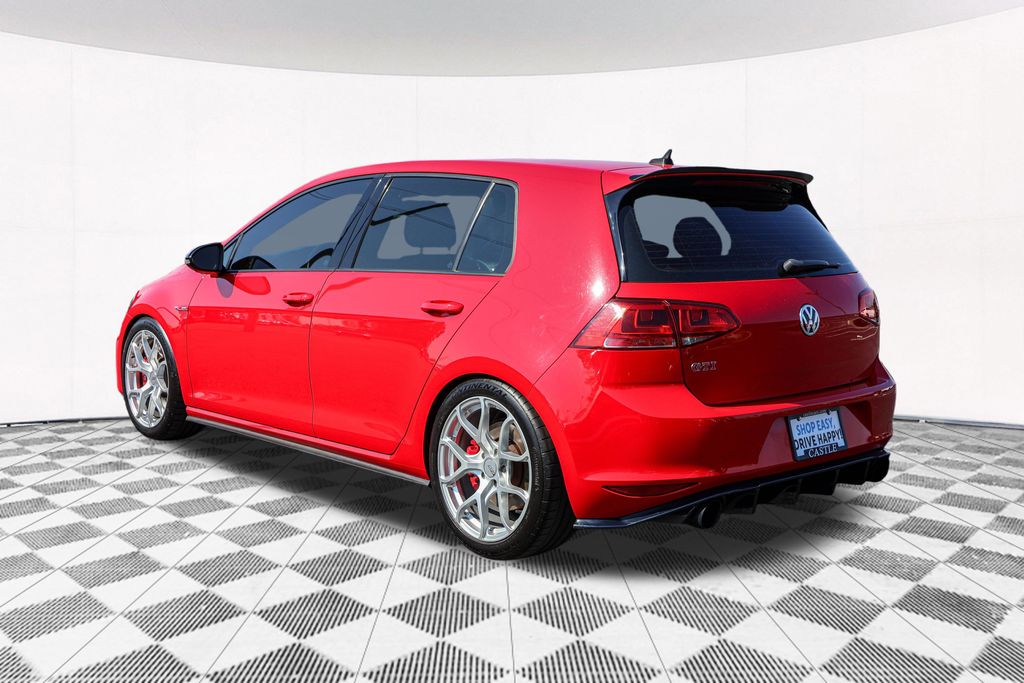 2017 Volkswagen Golf GTI Sport 10