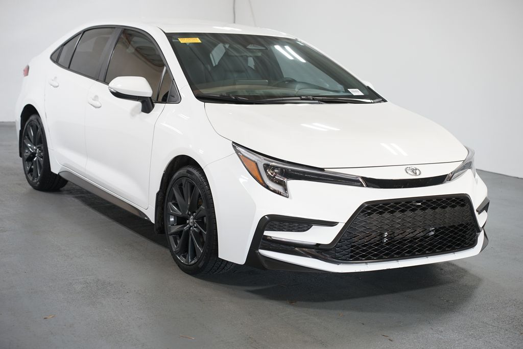 Thumbnail: 2024 Toyota Corolla - 3