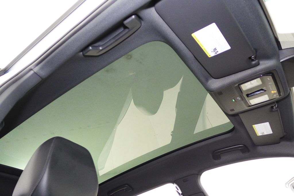 Thumbnail: 2022 Volkswagen ID.4 - 18