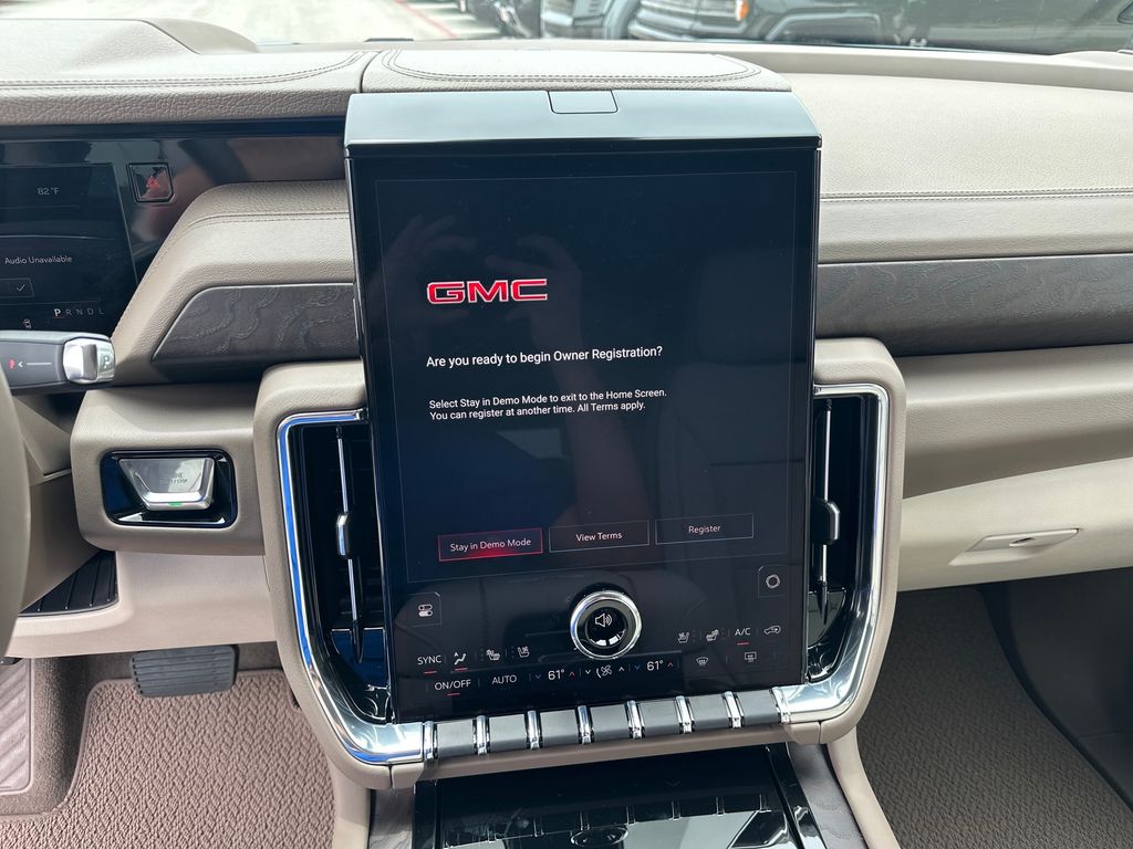 2026 GMC Yukon XL Denali - Photo 29