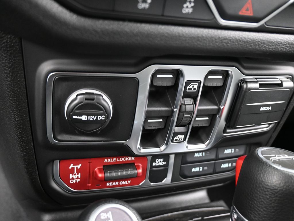 New 2026 Bright White Clearcoat Jeep Willys image 18