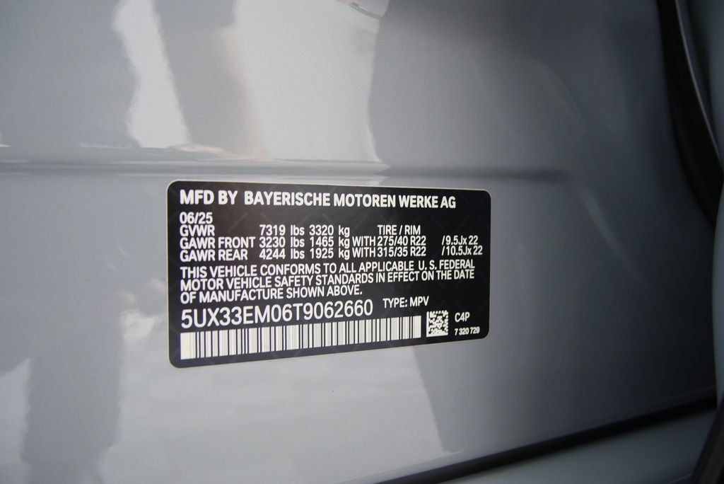 2026 BMW X7 M60i 27