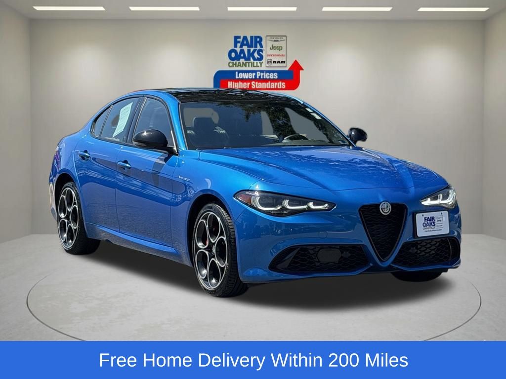 Misano Blue Metallic 2024 Alfa Romeo Giulia Sedan All-Wheel Drive 8-Speed Automatic
