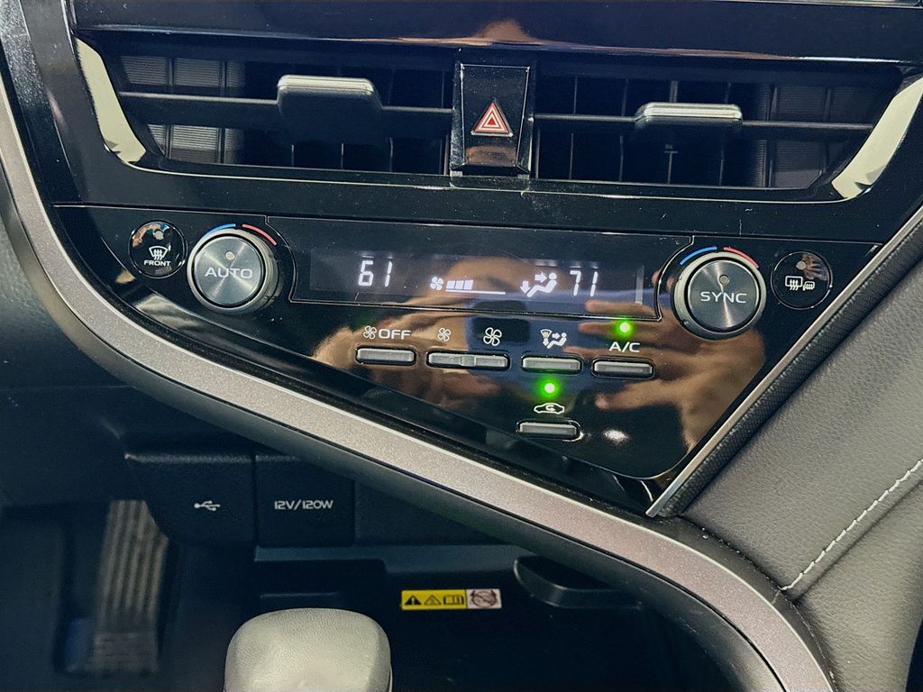 Thumbnail: 2023 Toyota Camry - 16