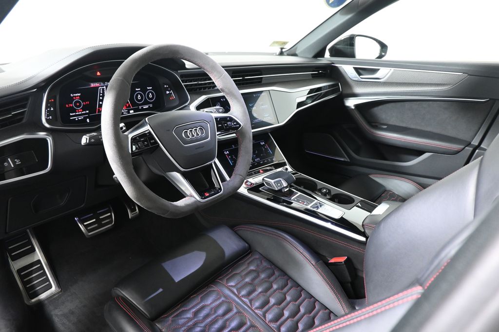 Thumbnail: 2023 Audi RS 6 - 15