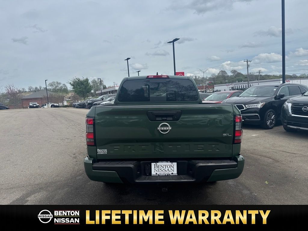 View vehicle photo 7