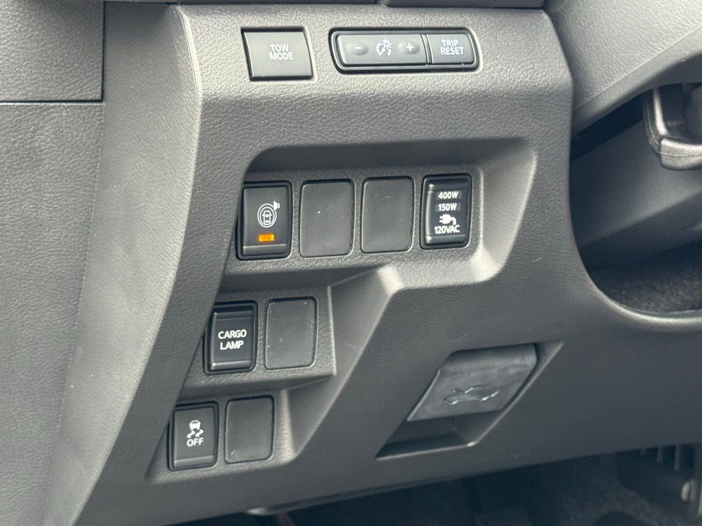 New 2026 Nissan Frontier Truck