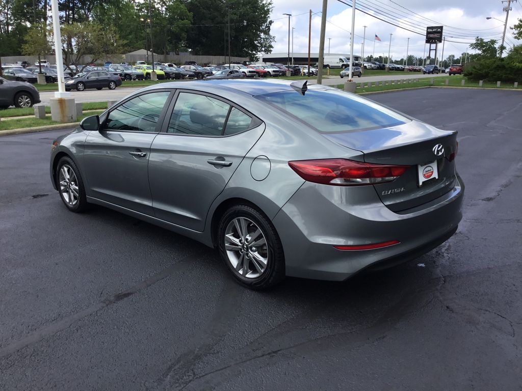 Thumbnail: 2018 Hyundai Elantra - 3
