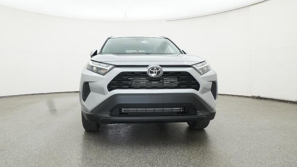 Thumbnail: 2025 Toyota RAV4 - 17