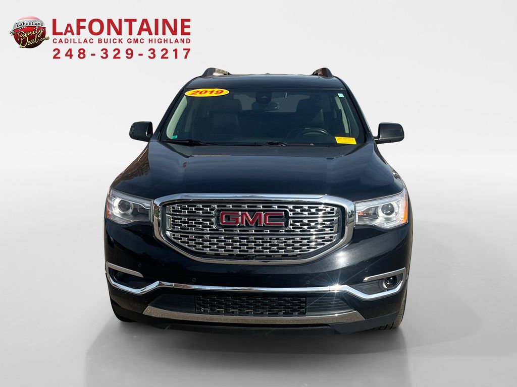 2019 GMC Acadia Denali 2