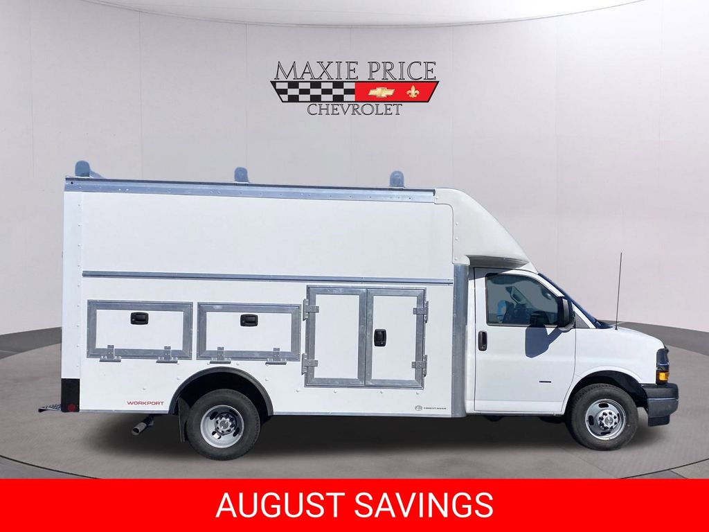 New 2025 Chevrolet Express 3500 Coupe