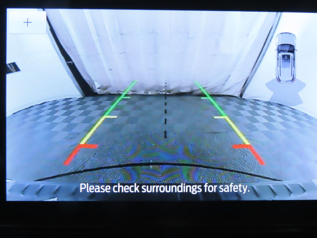 Thumbnail: 2022 Ford Explorer - 15