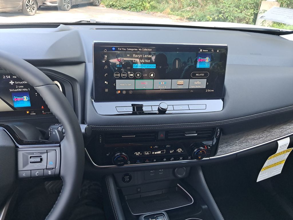 2026 Nissan Rogue Platinum White at South Hills Kia
