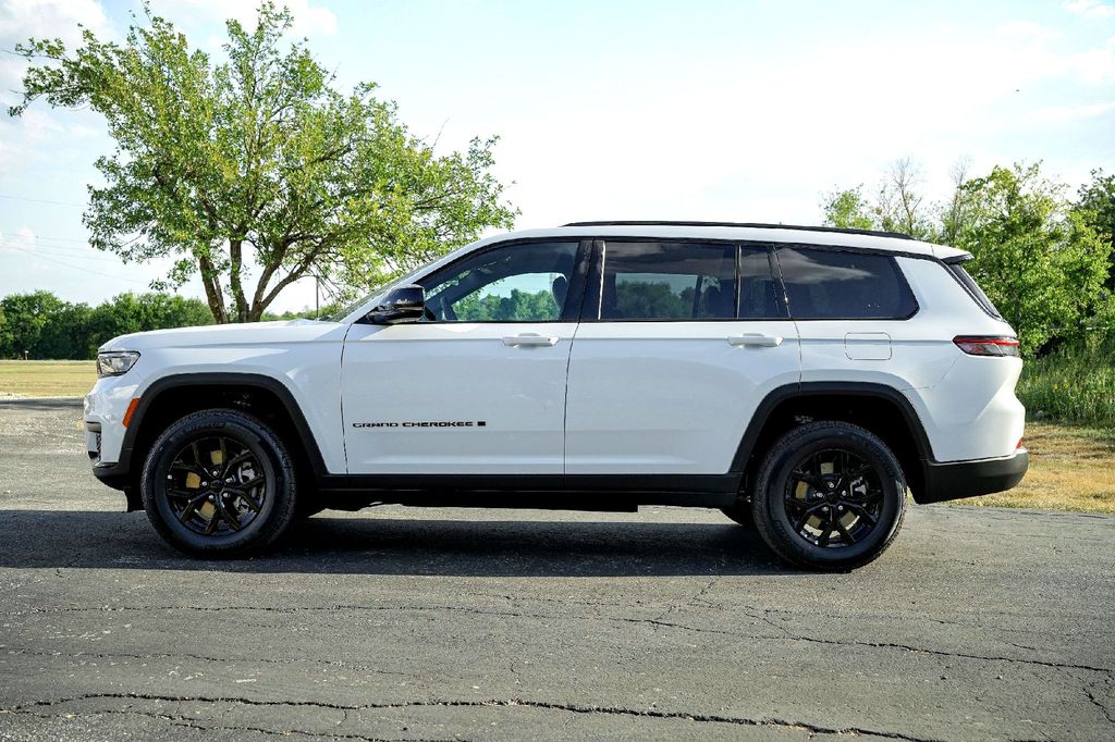 New Car 2025 Jeep Grand Cherokee L  Altitude X For Sale Under $50,000 In Taylor, Texas