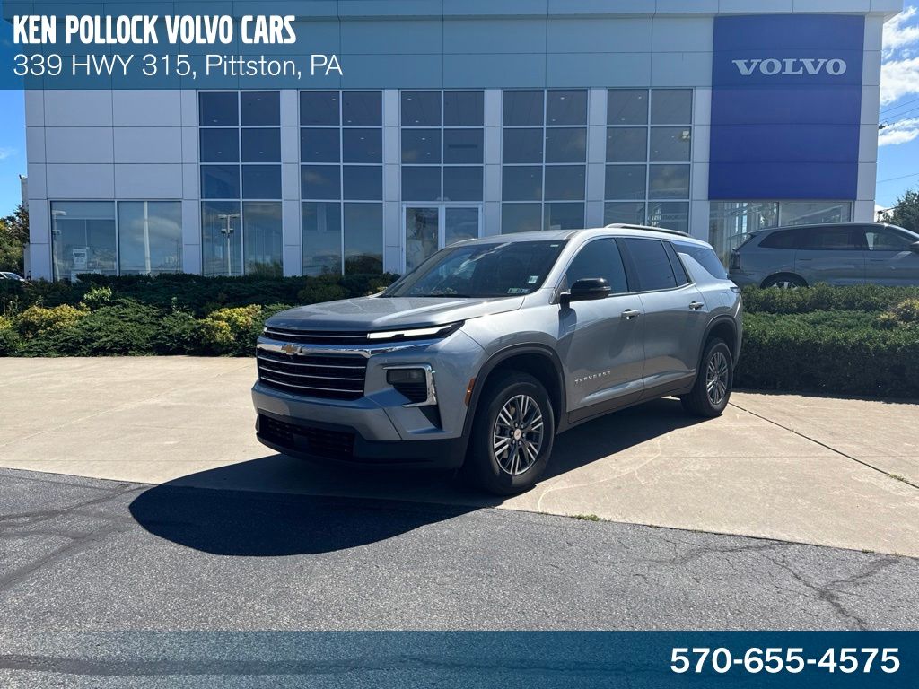 Sterling Gray Metallic 2026 Chevrolet Traverse SUV / Crossover Four-Wheel Drive 8-Speed Automatic