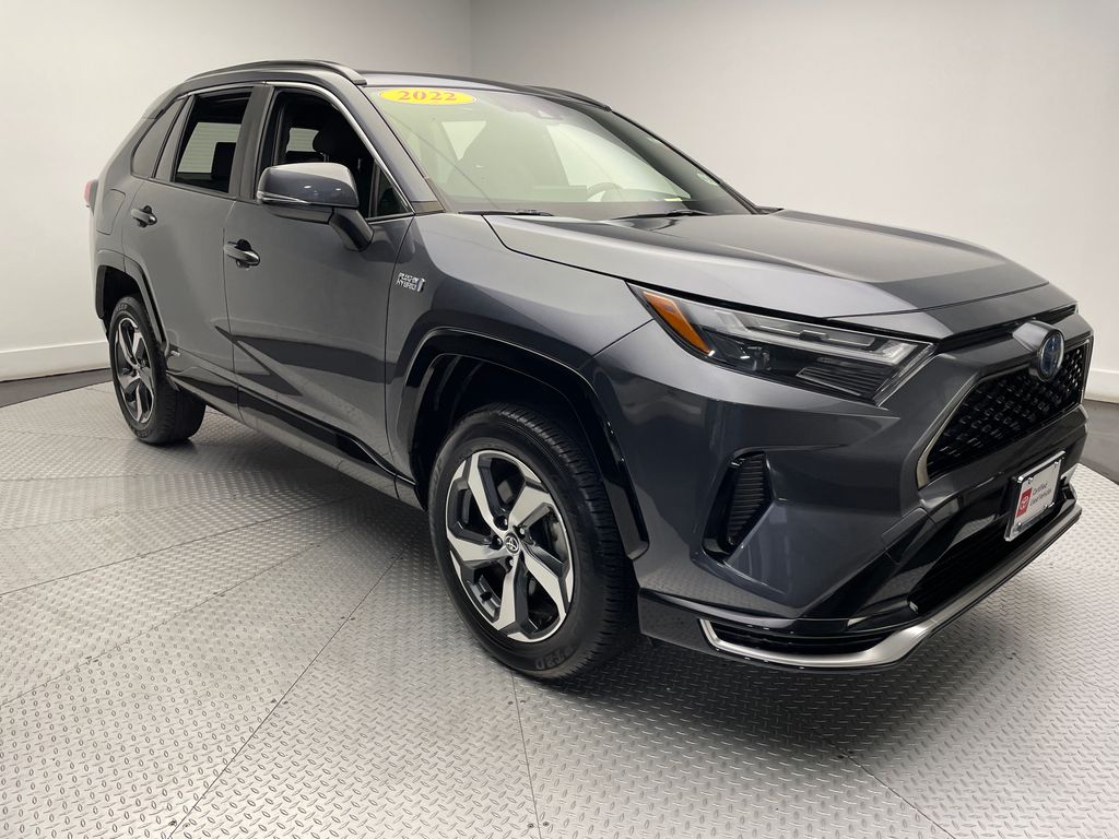 Thumbnail: 2022 Toyota RAV4 - 3