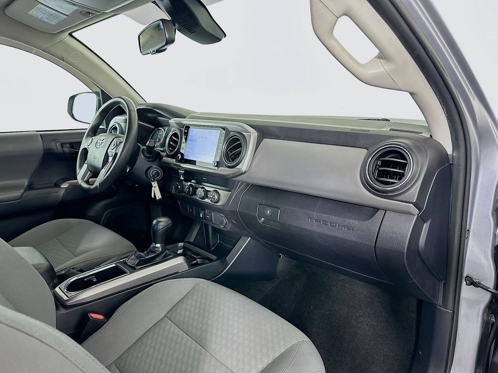 Thumbnail: 2020 Toyota Tacoma - 26