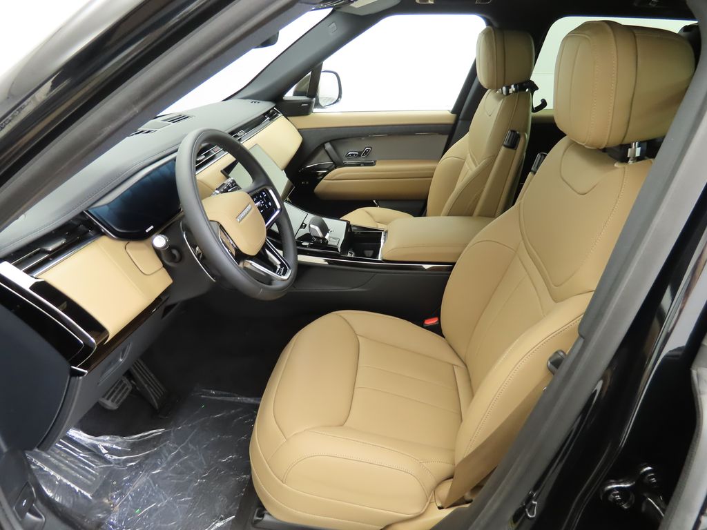 2025 Land Rover Range Rover Sport SE 21