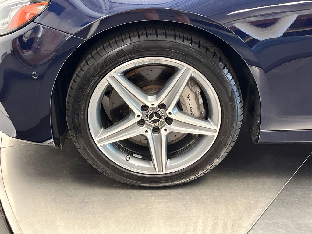 2019 Mercedes-Benz E-Class E 300 10