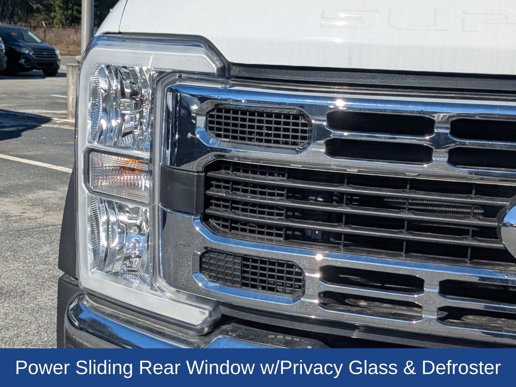 2025 Ford F-450 Chassis XL