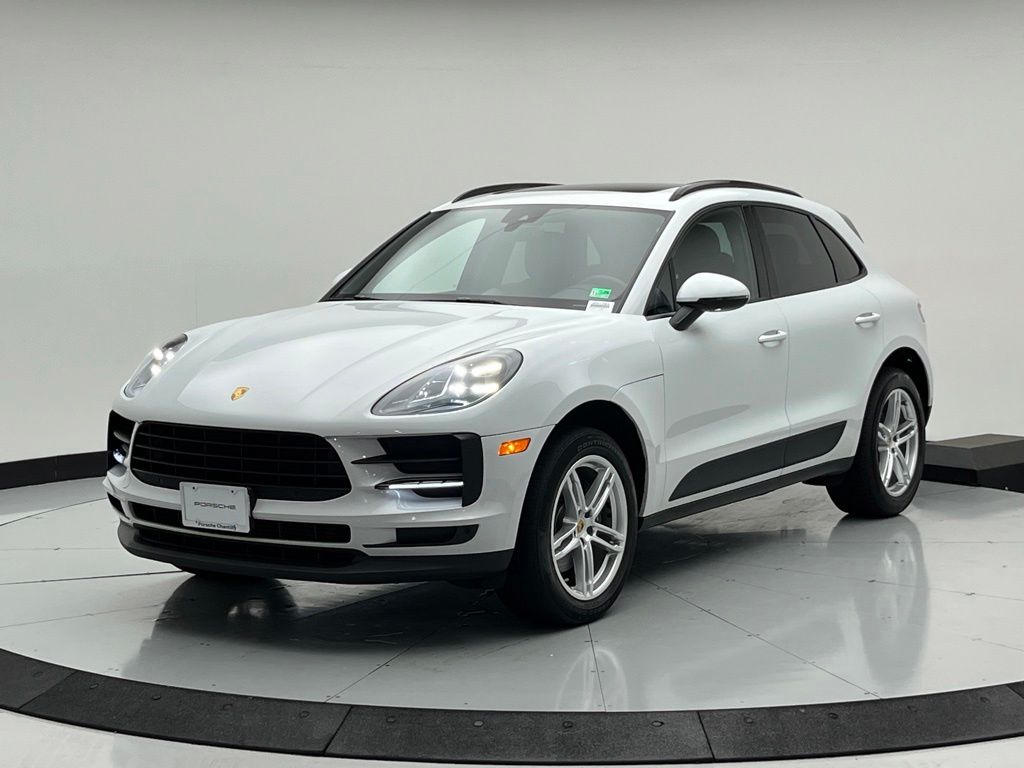 Thumbnail: 2020 Porsche Macan - 1