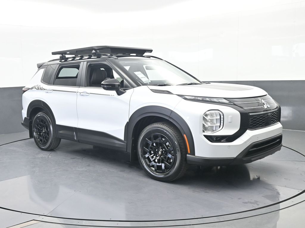 New 2026 White / Black Mitsubishi Trail Edition image 8