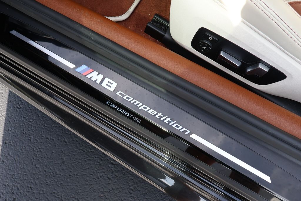 Thumbnail: 2020 BMW M8 - 15