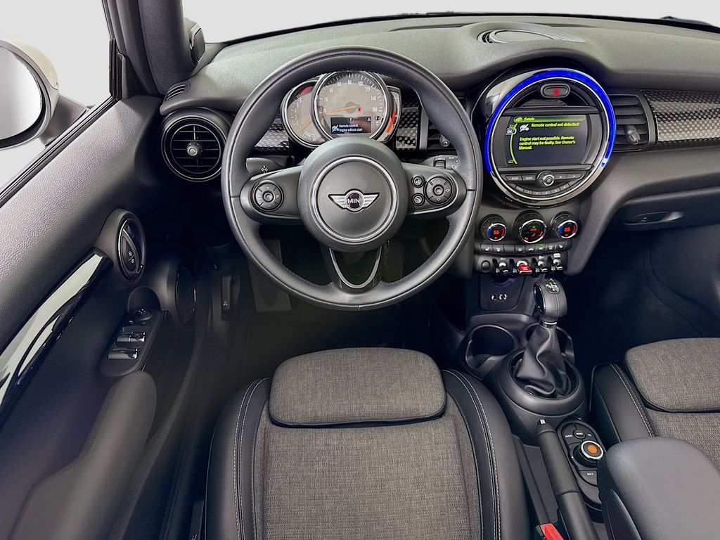 Thumbnail: 2018 MINI Cooper - 18