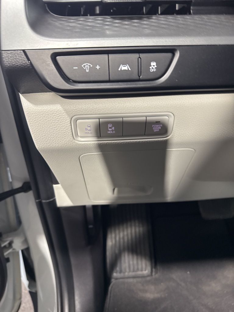 Used Car 2022 Kia Carnival  Lx For Sale Under $30,000 In San Juan, Puerto Rico