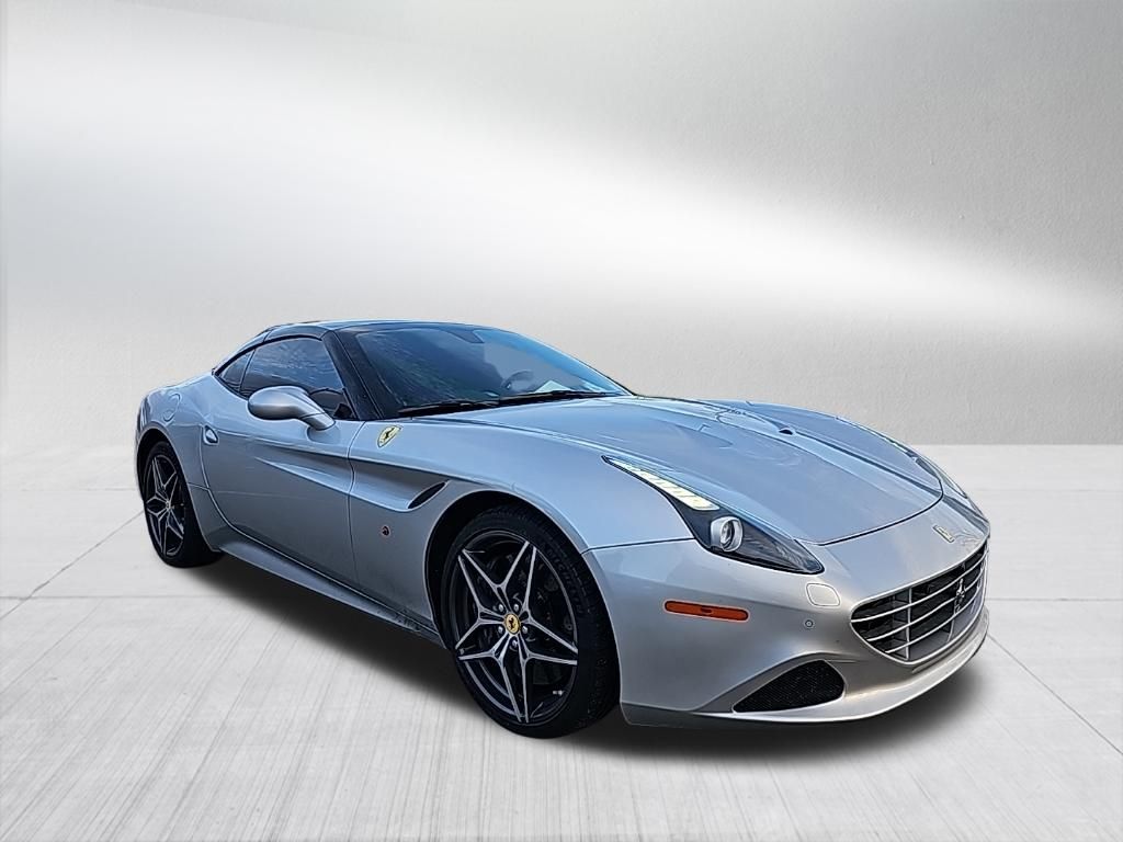 2016 Ferrari California T 10