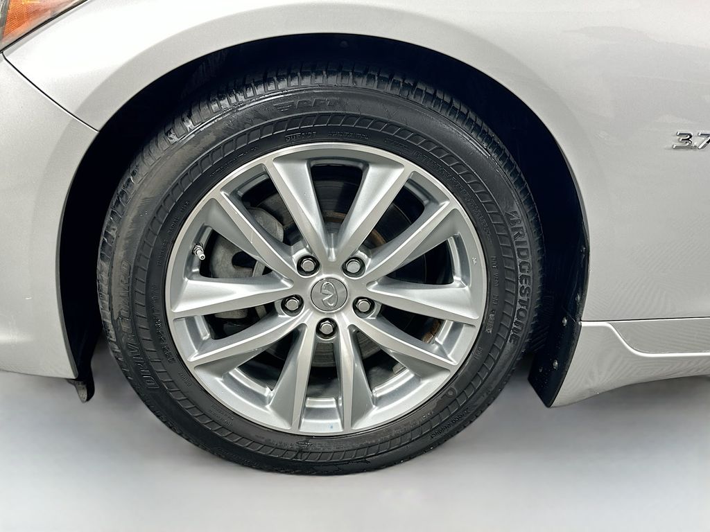 Thumbnail: 2014 INFINITI Q50 - 32