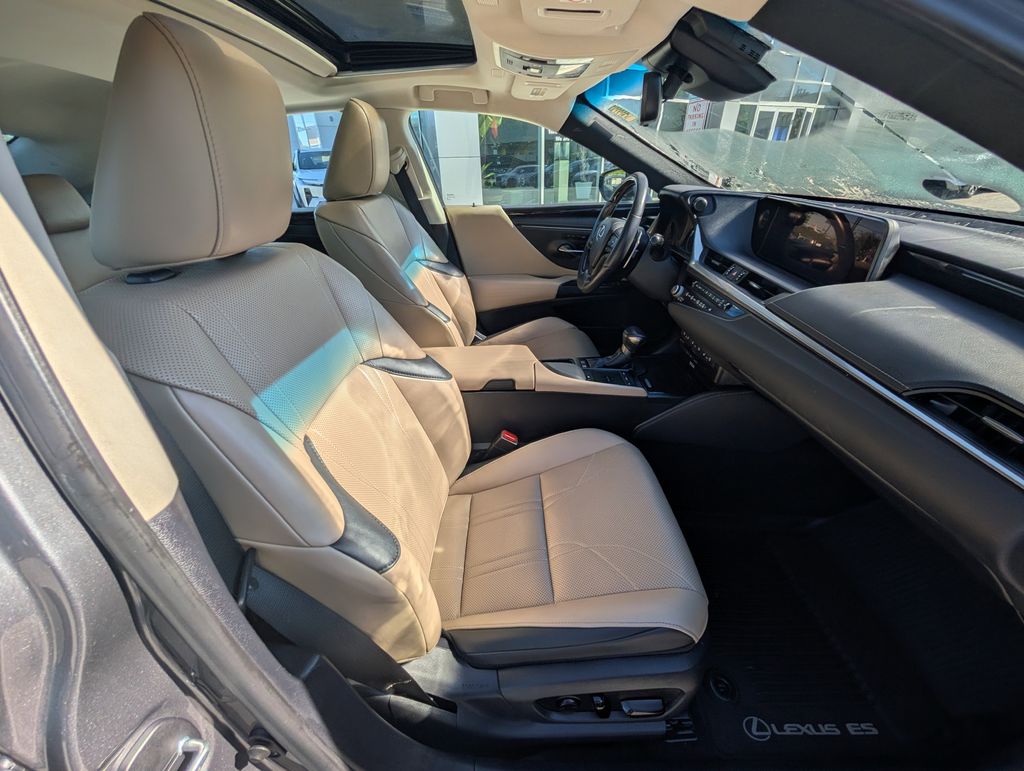 Used 2021 Gray Lexus 300h Luxury image 28