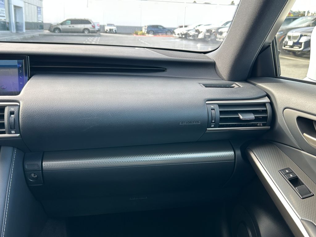 2018 Lexus IS 300 25