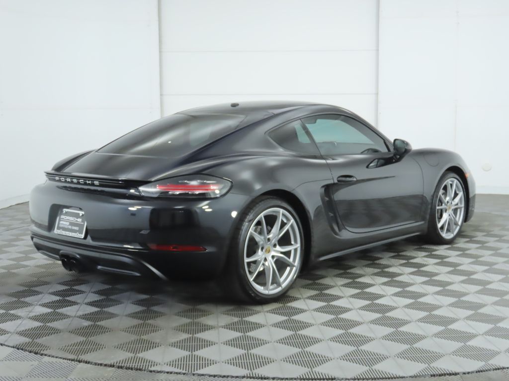 2024 Porsche 718 Cayman  6