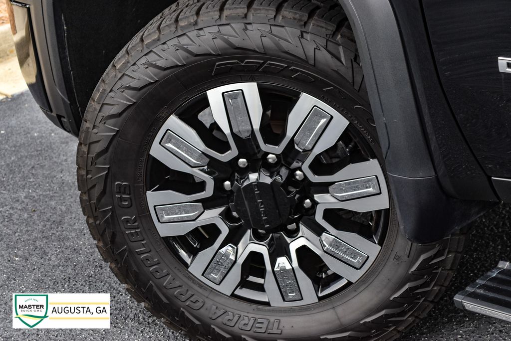 Used 2025 GMC Sierra 2500HD Truck