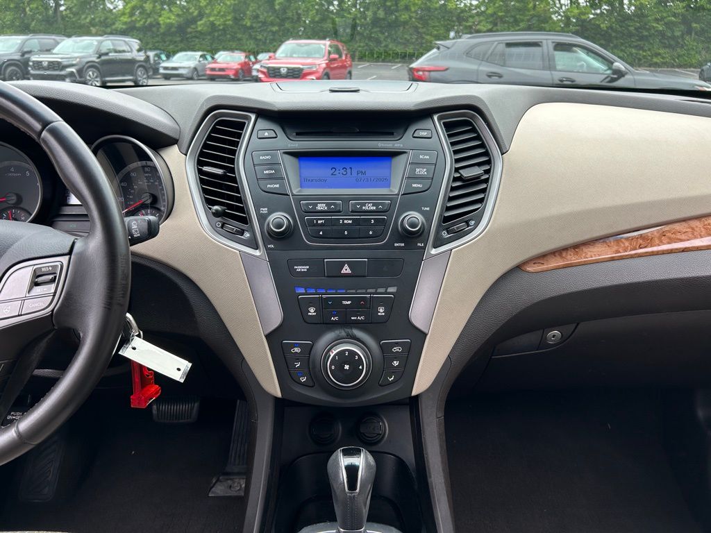 Thumbnail: 2013 Hyundai Santa Fe - 14