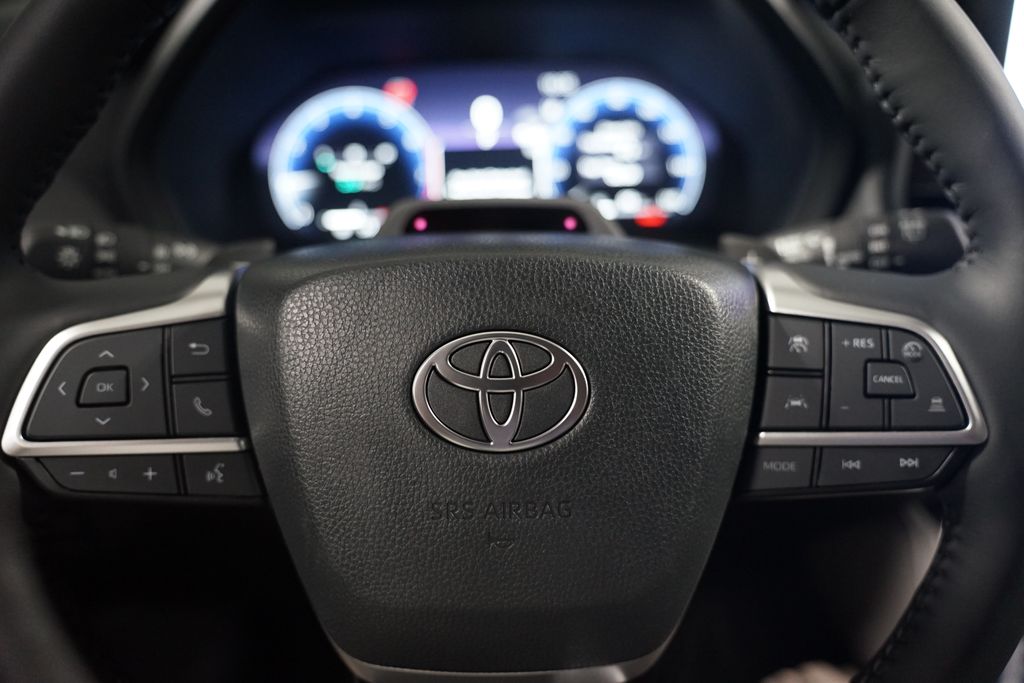 Thumbnail: 2026 Toyota Grand Highlander - 17