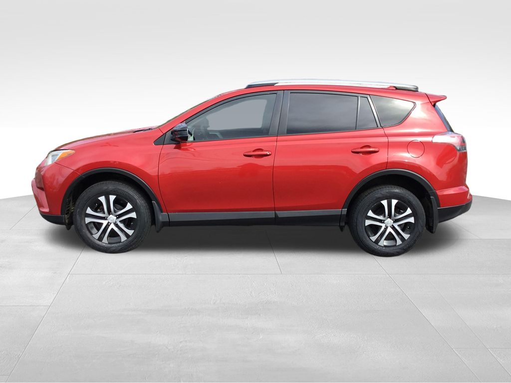 Thumbnail: 2017 Toyota RAV4 - 2