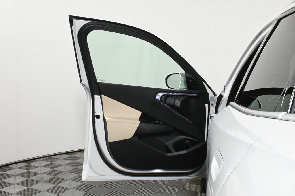 Thumbnail: 2025 BMW X3 - 28