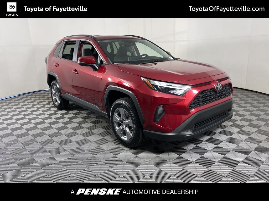 2023 Toyota RAV4 XLE 14