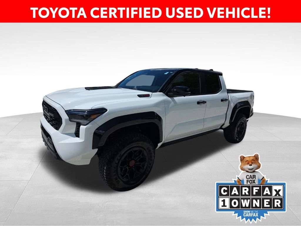 Ice Cap w/Black Roof 2026 Toyota Tacoma Pickup Truck  8-Speed Automatic