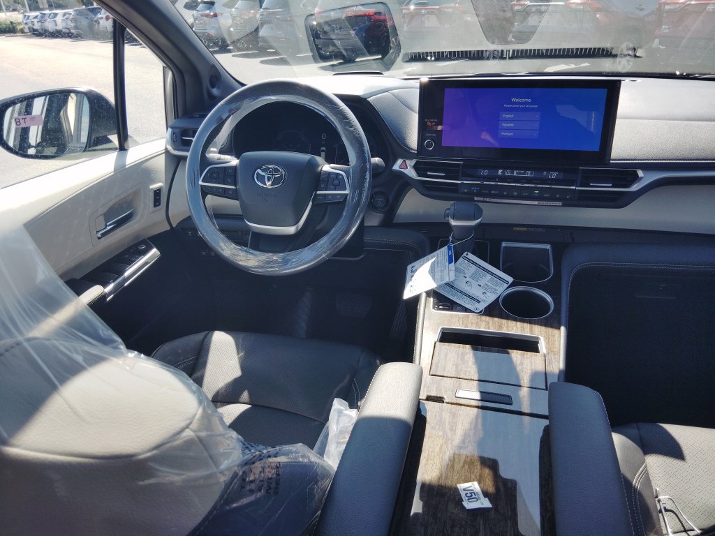 New 2026 Toyota Sienna Van