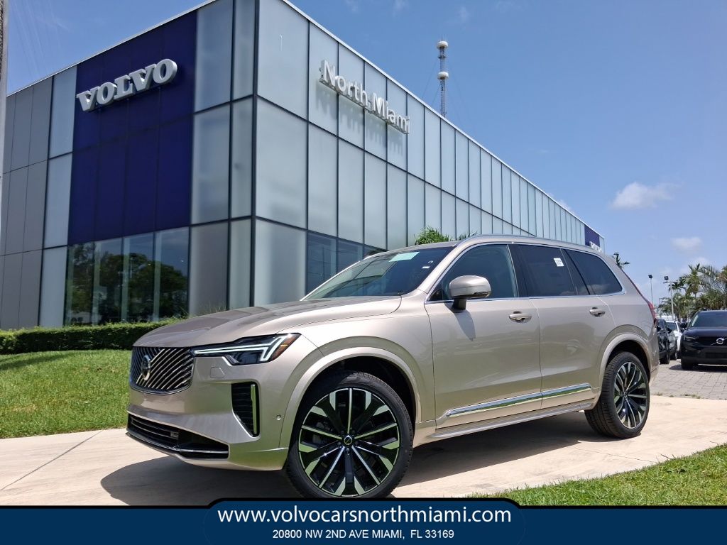 2026 Volvo XC90 Plus