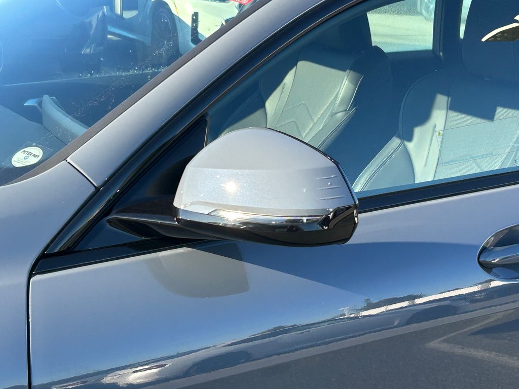 Thumbnail: 2026 BMW 2 Series - 10